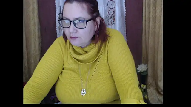 PlayfullMature Live XXX Chat