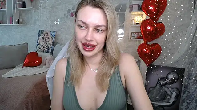 Chatroom XXX en direct de NickyAdamidi