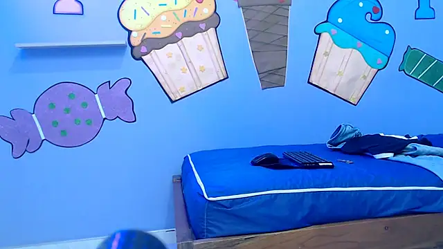 Chatroom XXX en direct de NOVAHOT98