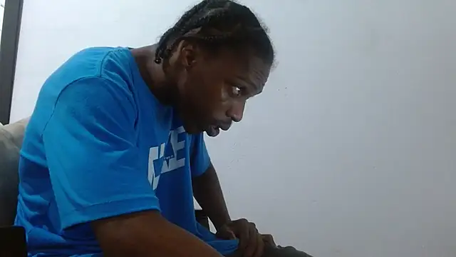 Larry-n-clouds webkamerás műsora