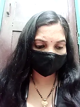 Payal-001 Adlı Modelin Canlı XXX Sohbeti