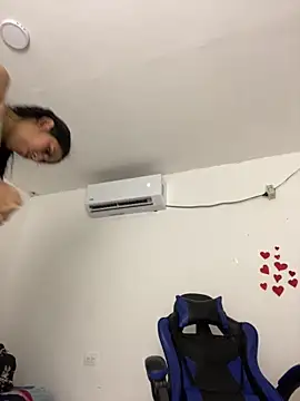 Nahomyy_1のライブXXXチャット