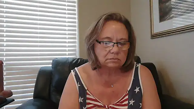 BustyAnnie Webcam Show