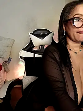 Yameil Obrolan Langsung XXX