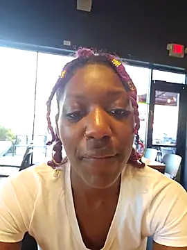 Chat XXX en directo de oliviaprettypussy