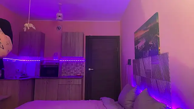 Eni_Li: απευθείας συνομιλία ΧΧΧ