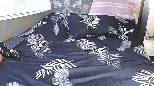 tatiana_big_ass_boobs: вебкам-шоу