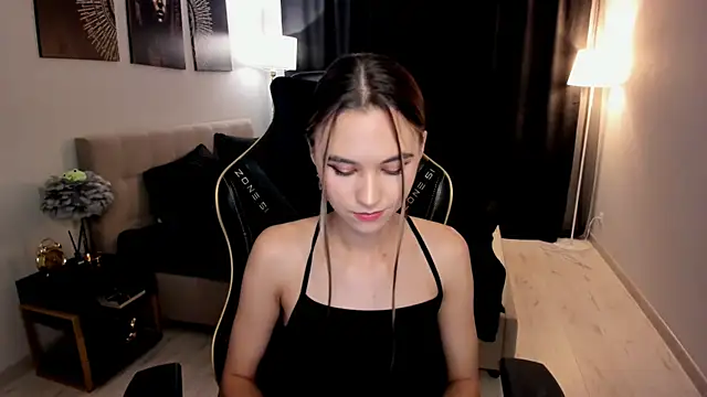 EllaCurtis – Naživo XXX chat