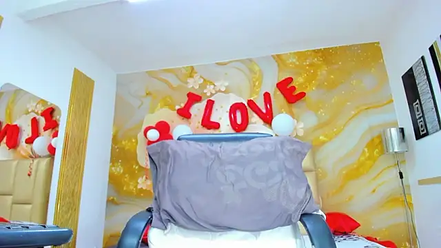 NahomiWalker_ Live XXX-chat