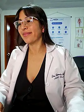 دردشة JustSamantha_ الجنسية المباشرة