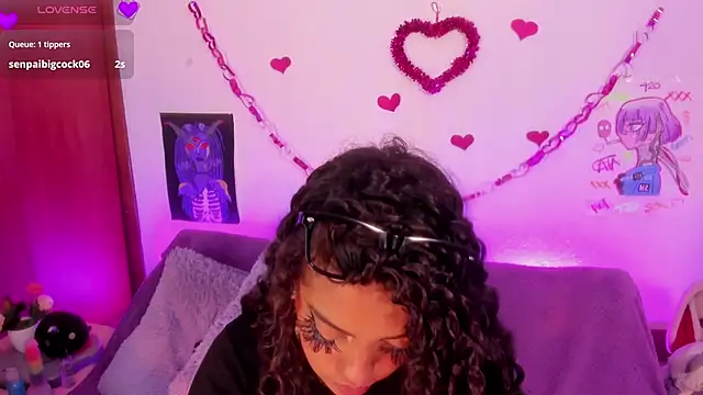 Chatroom XXX en direct de Cata_green