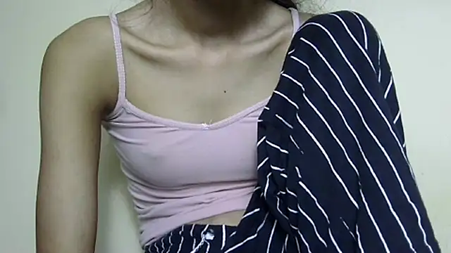 Anu_tiny Live XXX-chat