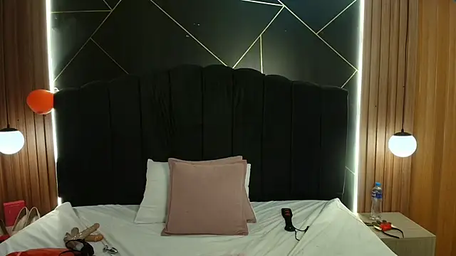 AgataThompson_ 现场XXX聊天