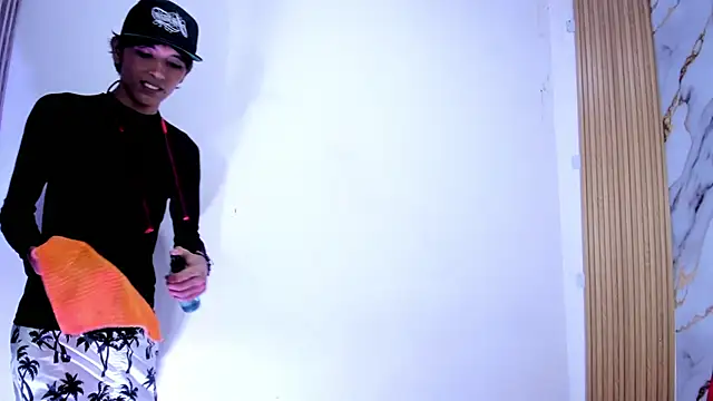 evelin_24_ 在線直播表演