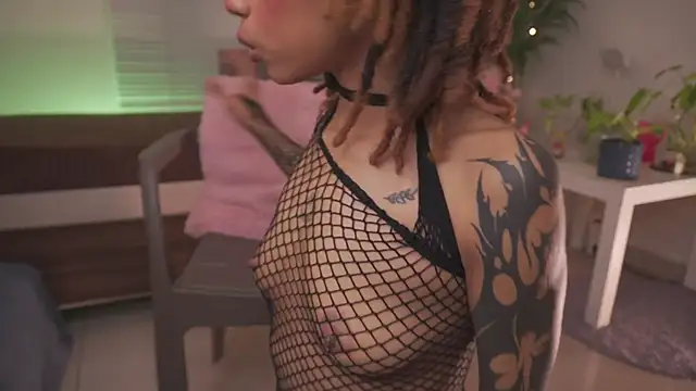 Cooper-Reds' Webcam Show