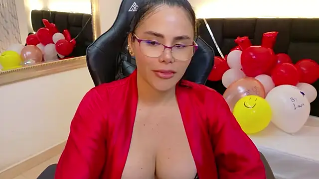 Chat XXX en directo de lararoberts_