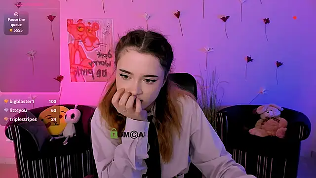 แชท XXX สดของ liana_kisses