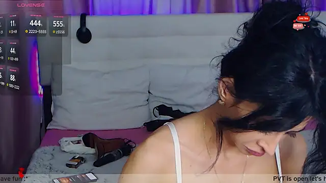 Hennessy_XO – Naživo XXX chat