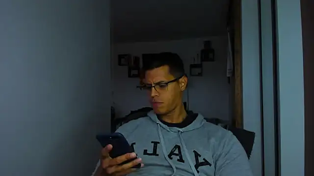 XXX chat uživo modela _John_Boy_