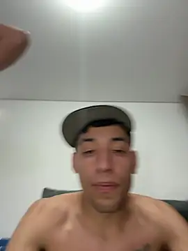 XXX chat uživo modela Party_Straight