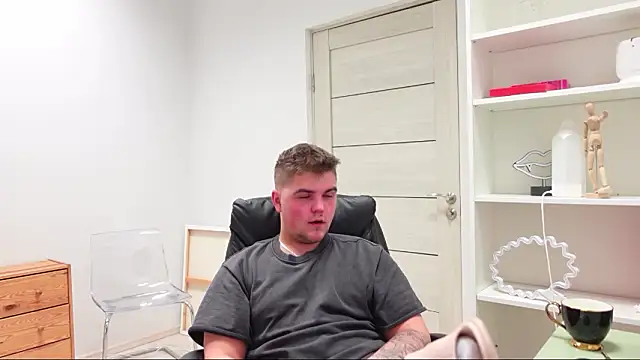 Pokazy przed kamerką – Jackson_Teele