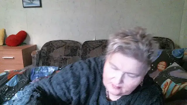 Lana555 Adlı Modelin Canlı XXX Sohbeti