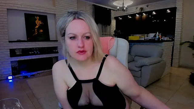 MariemLui live XXX chat
