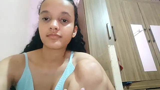 Chatroom XXX en direct de ShonnaNewmann