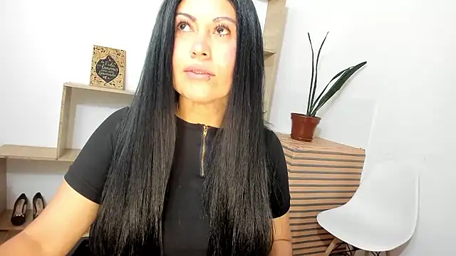 แชท XXX สดของ Tania_mature