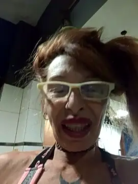 Chatroom XXX en direct de FrozenWaffle