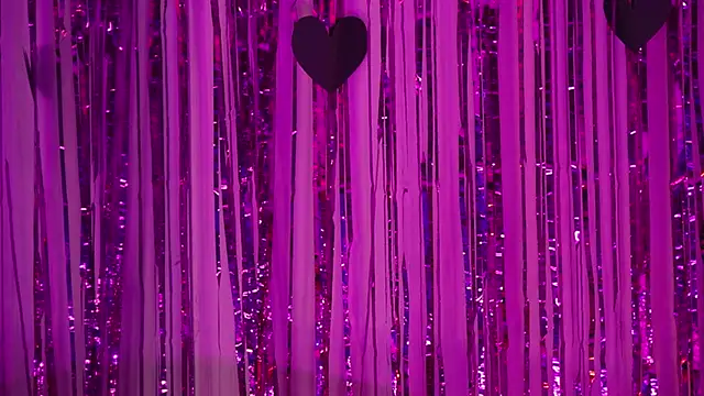 Gloomydoll Live XXX-Chat