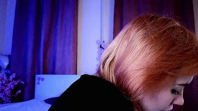 دردشة Kiara_Dream الجنسية المباشرة