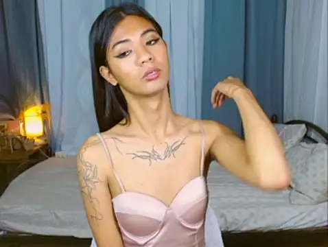 MS_SAMARAH: διαδικτυακό σόου στην κάμερα