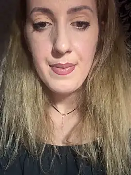 Chat XXX en directo de DollieRosse