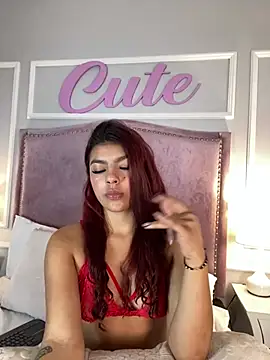 โชว์เว็บแคมของ LolaSteven