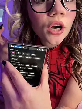 Cutiepiespanks' Live XXX Chat