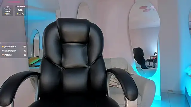 XXX chat uživo modela MorganHicks