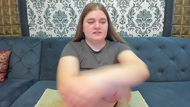 Webkamerová show LissaBigTitts