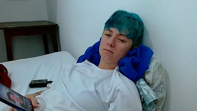 tomboyblue's Live XXX Chat