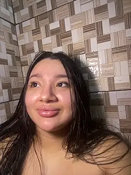 QueenYumi Live XXX Chat