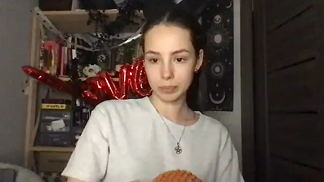 Yuna5343 – Naživo XXX chat