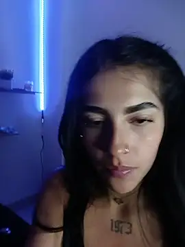 eimyy_rouse's Live XXX Chat