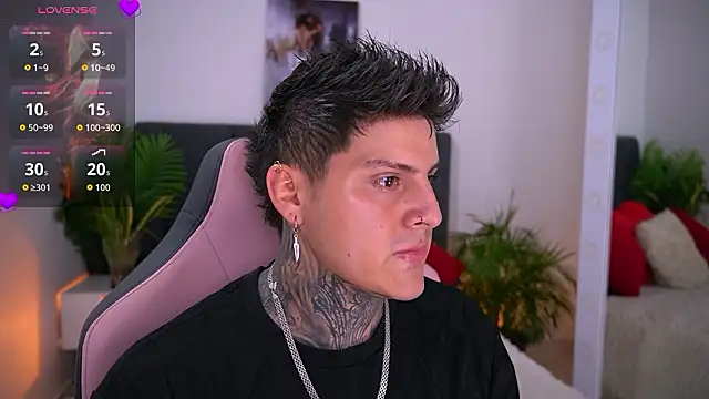 Вебкам-шоу goldenatlasX