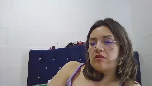 princessbella93: онлайн-секс-чат