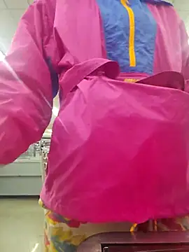 oliviaprettypussyn Live XXX chat