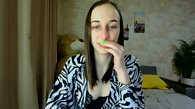 Anika_bloom 即時 XXX 聊天