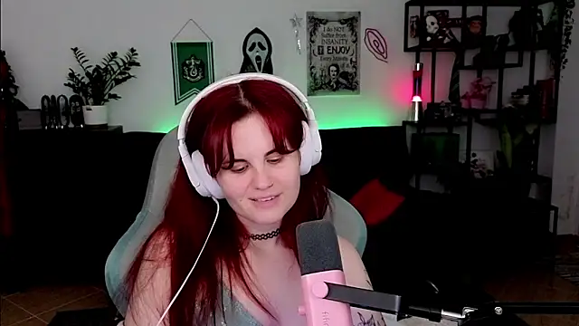 Chat +18 de Della_Ideal ao vivo