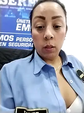 Chat +18 de CRISTAL__11 ao vivo