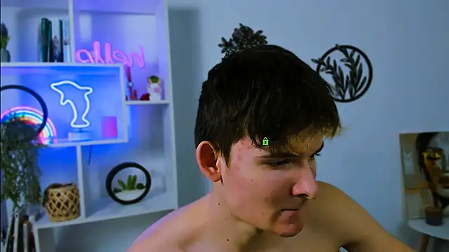 leo_valor: онлайн-секс-чат