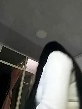 Chat +18 de aisha_latina ao vivo